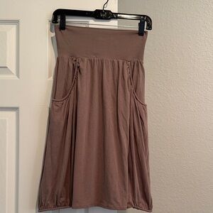 Summer skirt, pockets with a different kind of hem. Cute on. Add a tee and go